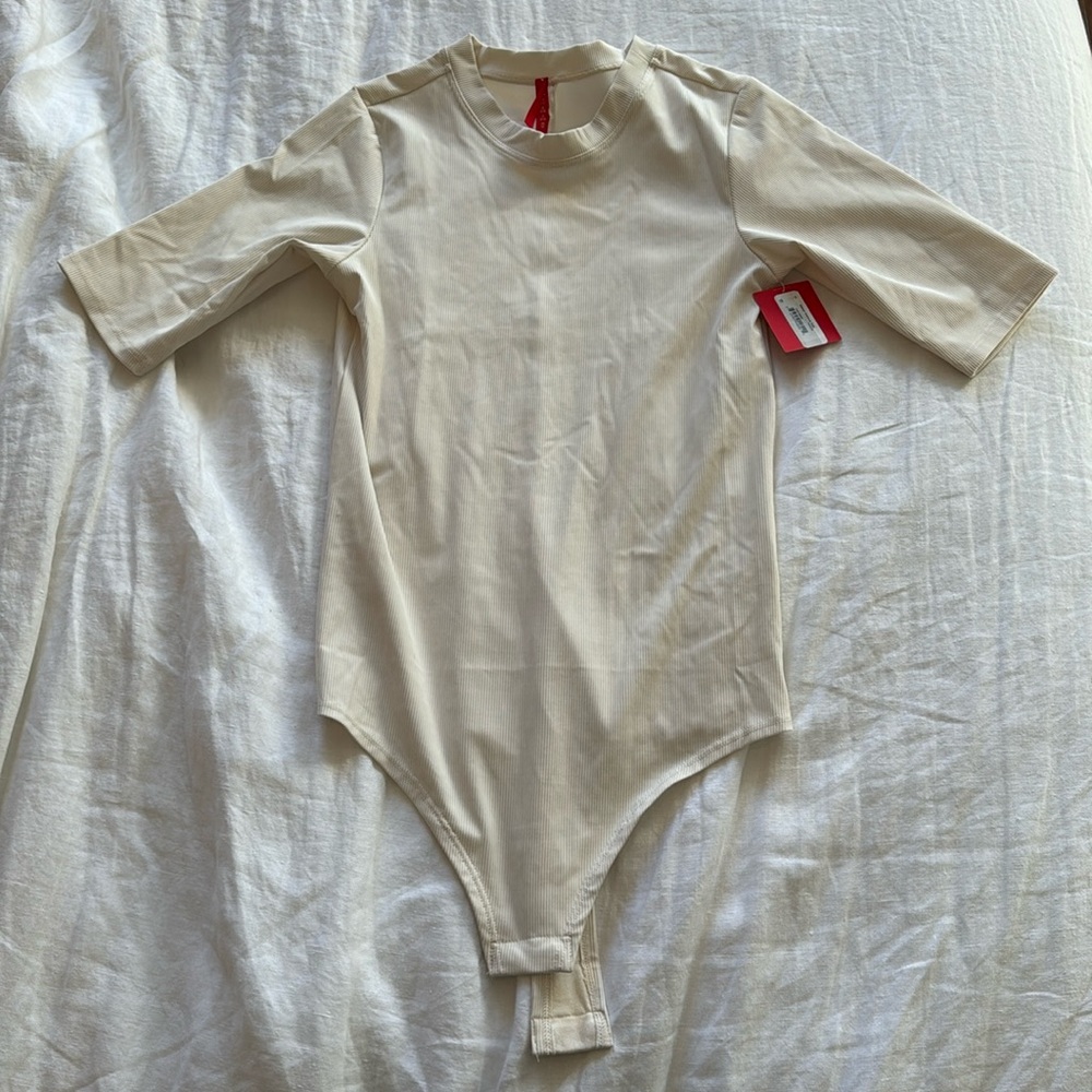 Spanx Suit Yourself Ribbed Crew Neck Short Sleeve Bodysuit